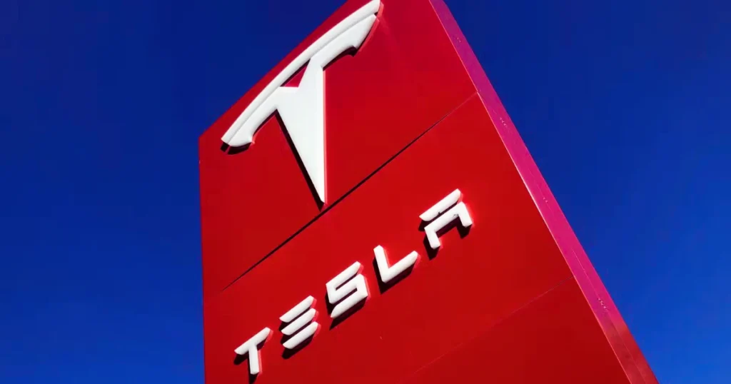 What is the value of Tesla’s new chip manufacturing agreement with Samsung?